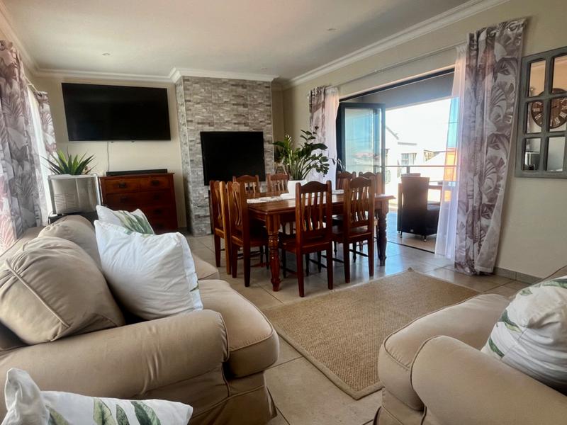 3 Bedroom Property for Sale in Fraaiuitsig Western Cape